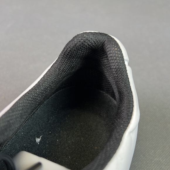 Porsche design white leather weight lifting shoes. Worn but good condition. - Picture 8 of 10